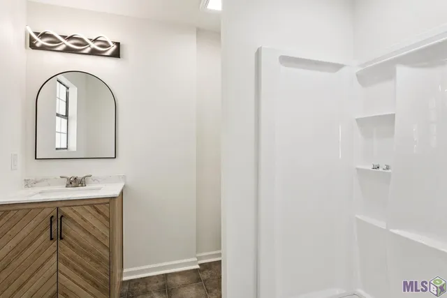 $2,300 | 5705 Antioch Boulevard, St. George, LA 70817