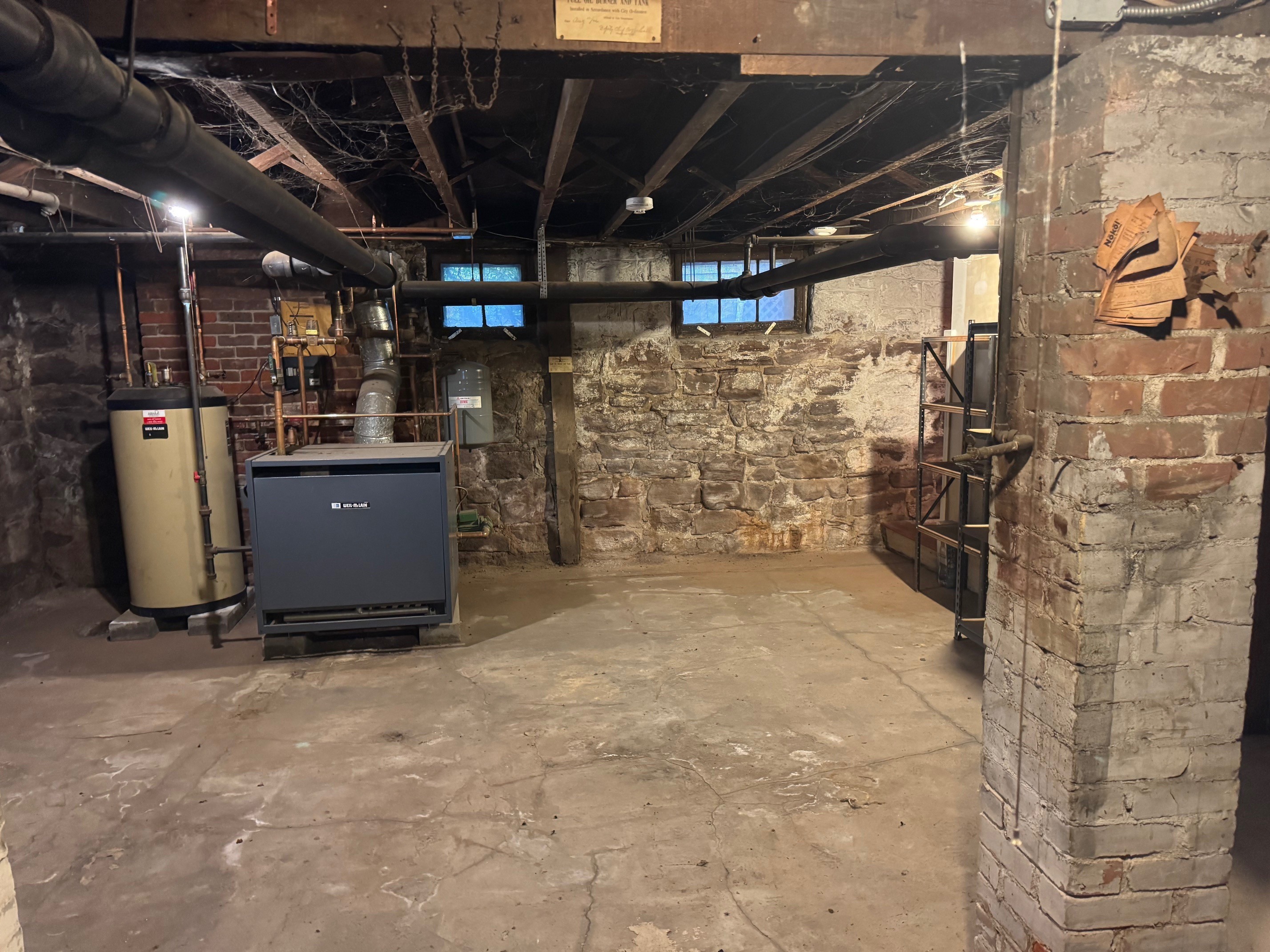 518 Prospect Avenue Hartford, CT 06105 - Photo 32 of 39 a view of a storage room