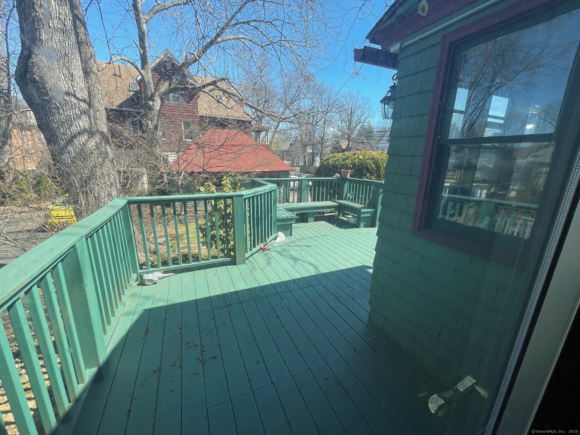 518 Prospect Avenue Hartford, CT 06105 - Photo 39 of 39 a view of balcony with a garden