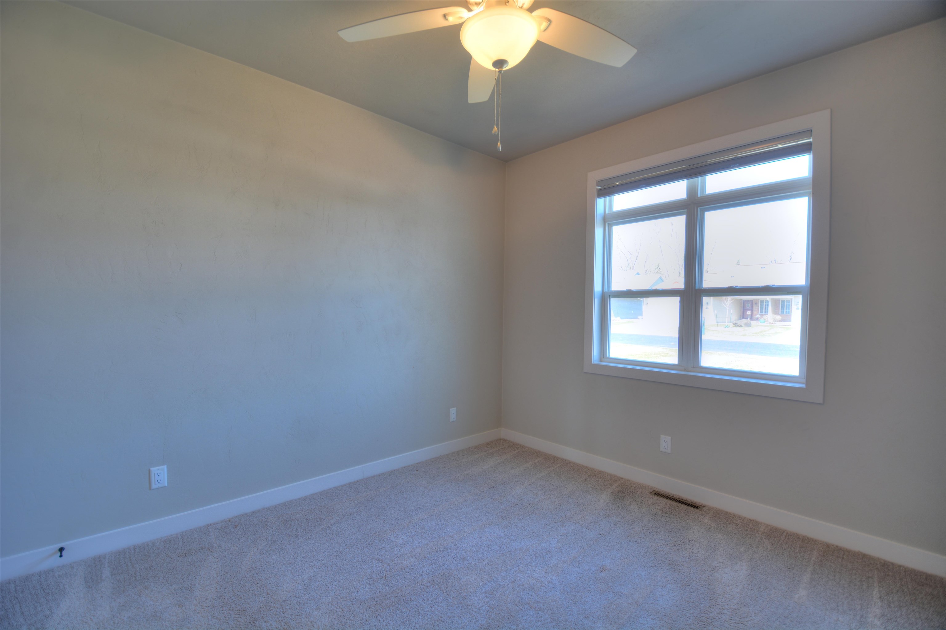 4499 West Trasino Way Appleton, WI 54913 - Photo 5 of 39