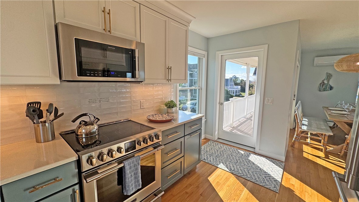 1712 Corn Neck Road, Unit 2 Block Island, RI 02807 - Photo 23 of 38 2nd floor kitchen