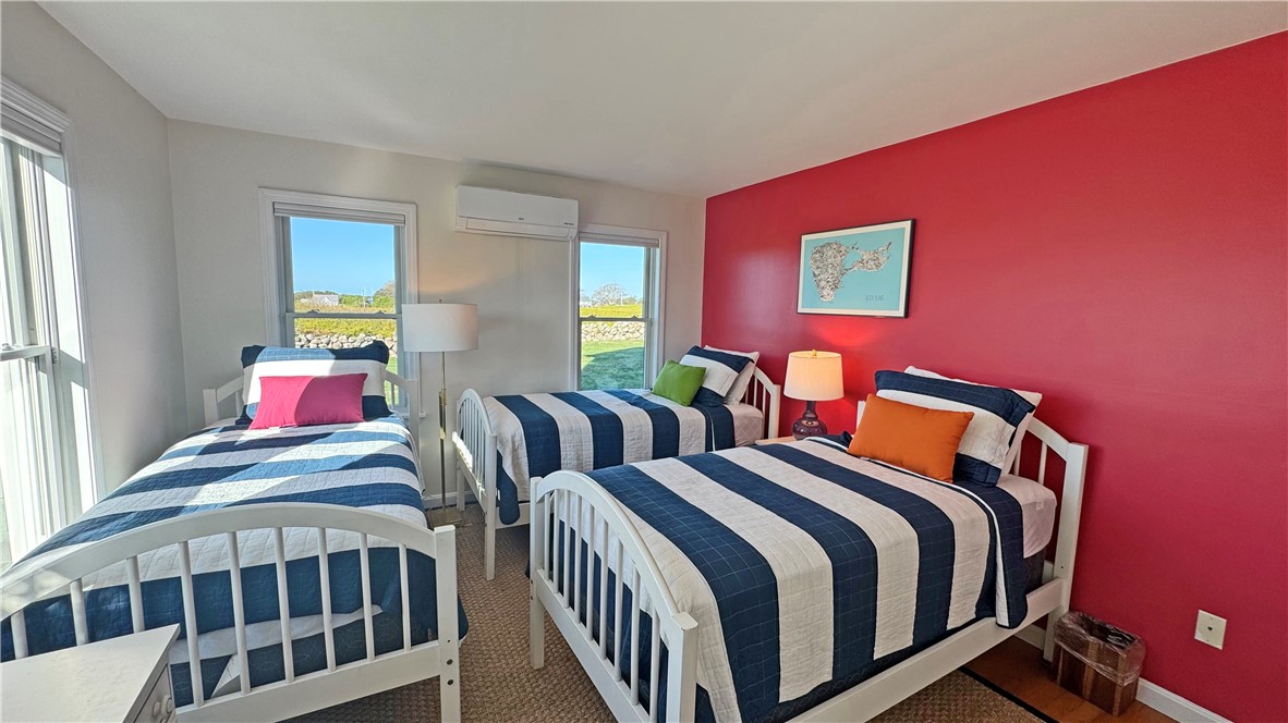 1712 Corn Neck Road, Unit 2 Block Island, RI 02807 - Photo 8 of 38 1st floor guest bedroom