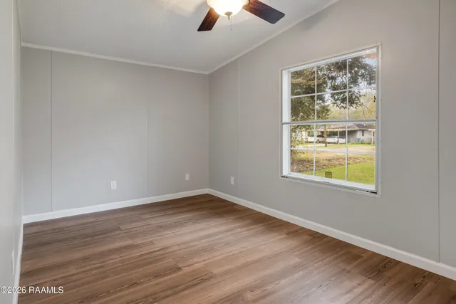 $130,000 | 913 West 10th Street, Kaplan, LA 70548