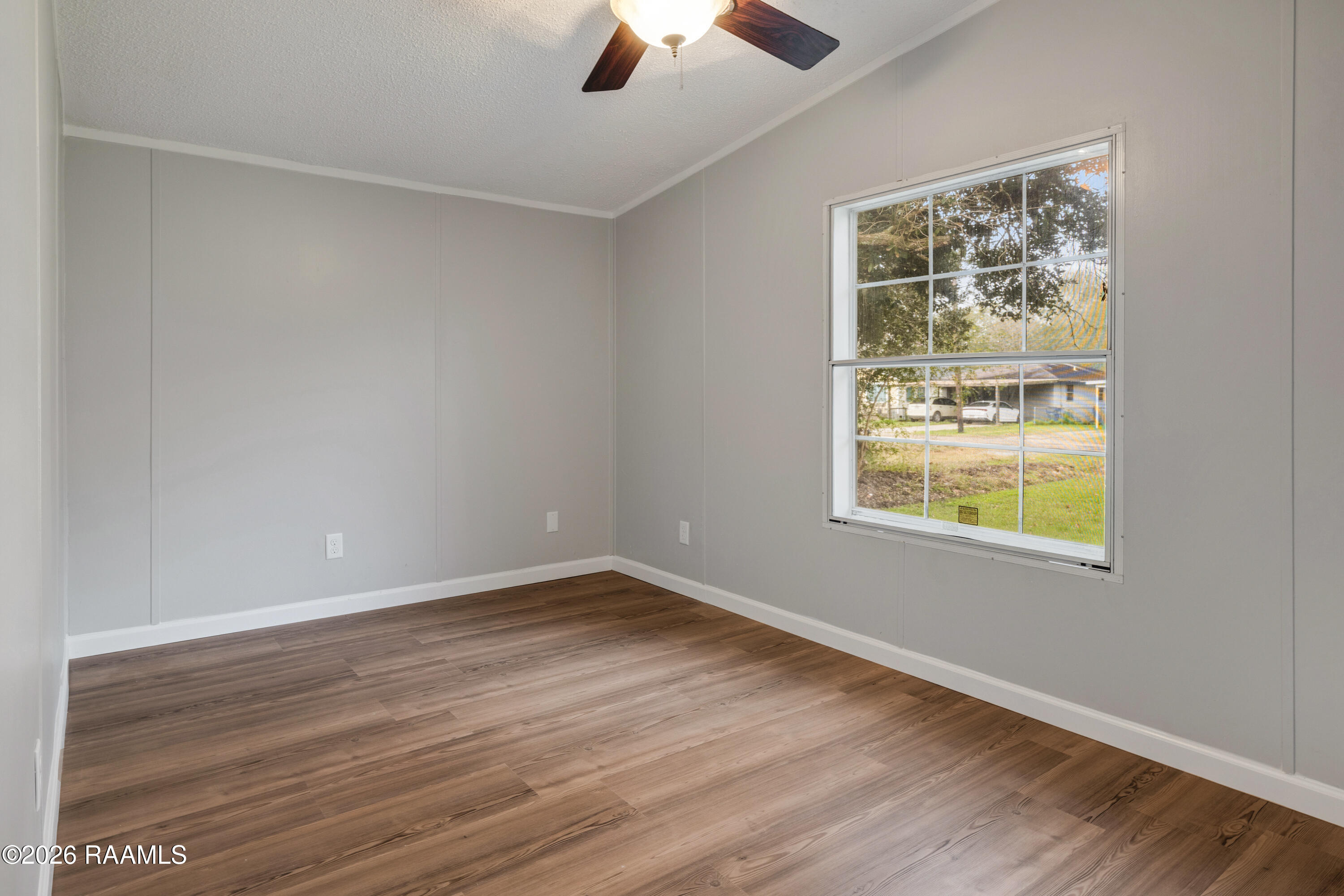 913 West 10th Street Kaplan, LA 70548 - Photo 10 of 15 IMG_0821
