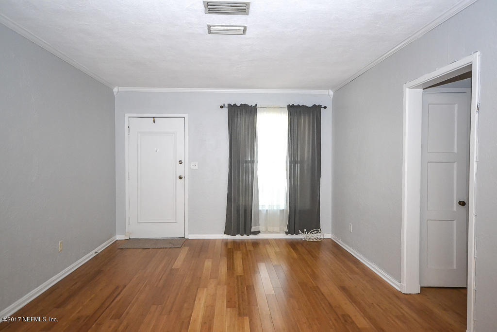 5333 Stetson Road Jacksonville, FL 32207 - Photo 7 of 32 DSC_0579