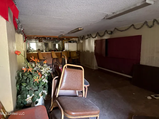 $279,000 | 17 Old Devereaux Street, Natchez, MS 39120