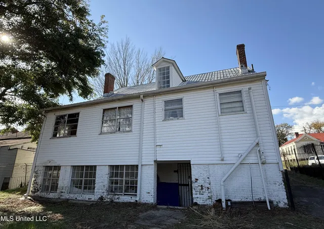 $279,000 | 17 Old Devereaux Street, Natchez, MS 39120