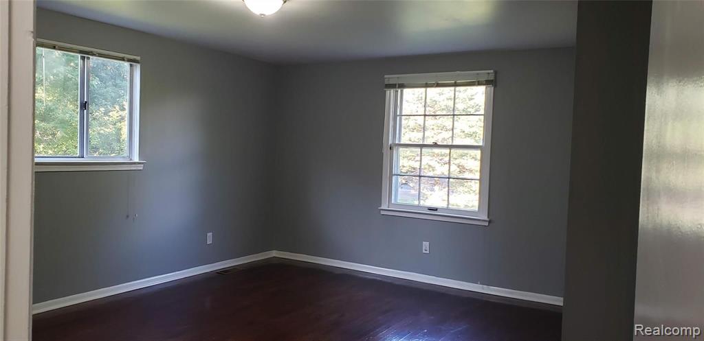2960 Acorn Road Bloomfield Hills, MI 48302 - Photo 25 of 36