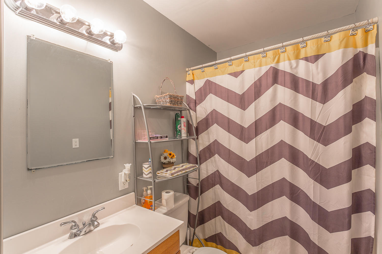 2516 Corral Road Signal Mountain, TN 37377 - Photo 12 of 39 2516 Corral Interiors-18