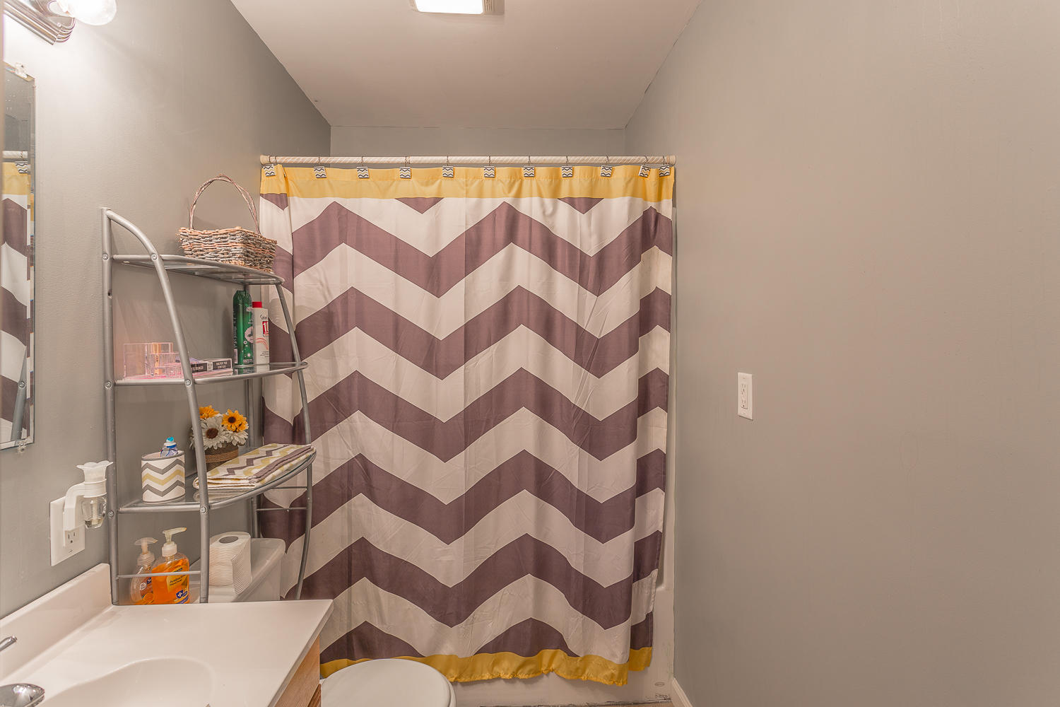 2516 Corral Road Signal Mountain, TN 37377 - Photo 13 of 39 2516 Corral Interiors-17