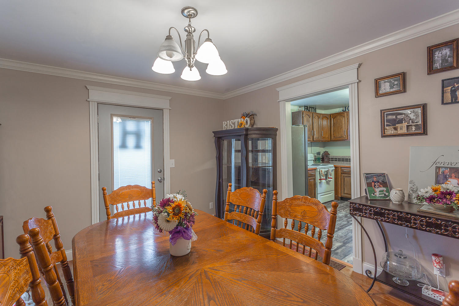 2516 Corral Road Signal Mountain, TN 37377 - Photo 19 of 39 2516 Corral Interiors-32
