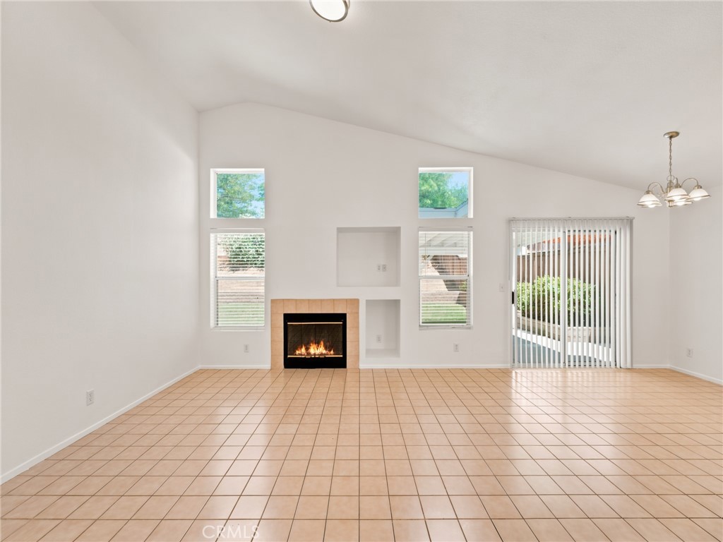 37024 Boxleaf Road Palmdale, CA 93550 - Photo 8 of 34