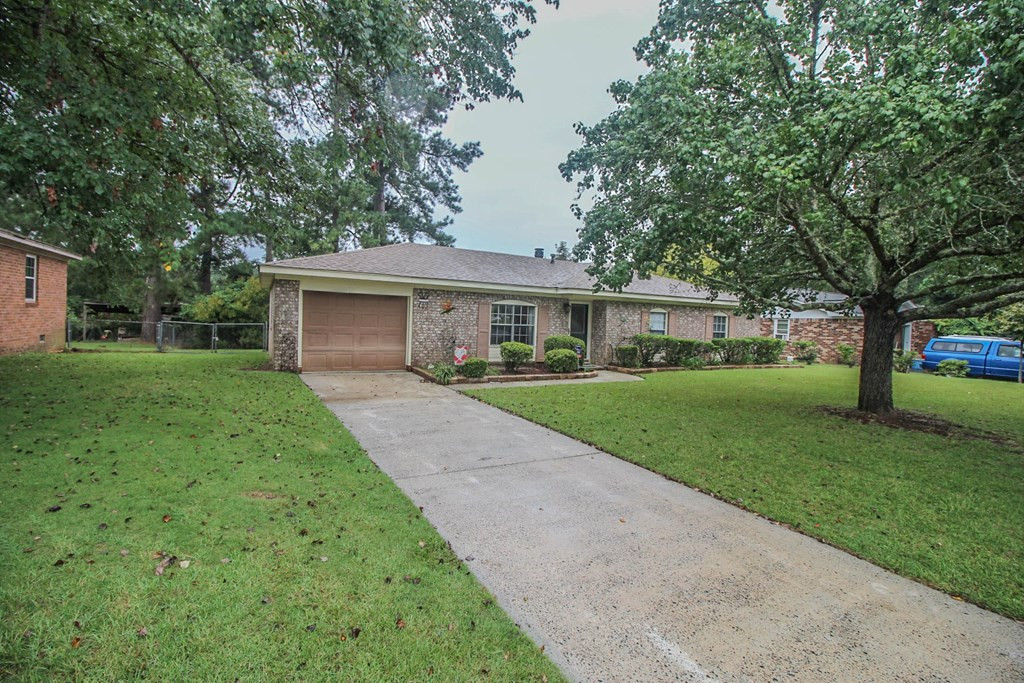 4560 Colonial Road Martinez, GA 30907 - Photo 3 of 25