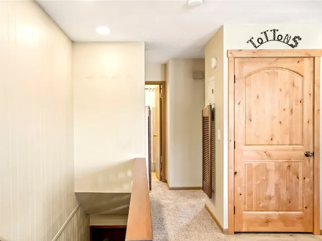 a view of front door with hallway