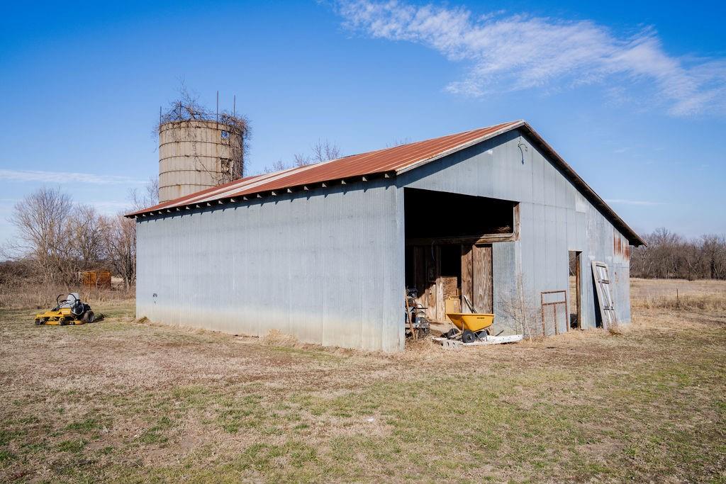 20081 Spring Hill Road Parsons, KS 67357 - Photo 34 of 35
