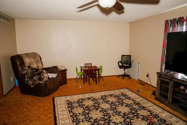 $330,000 | 20081 Spring Hill Road, Parsons, KS 67357