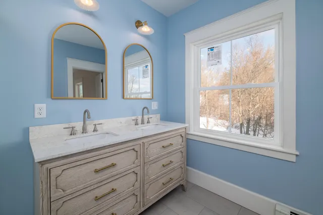 $419,000 | 131 Madison Avenue, Skowhegan, ME 04976