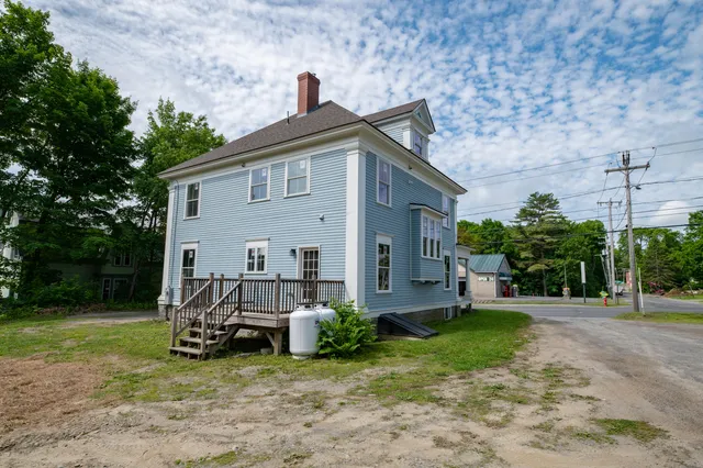 $419,000 | 131 Madison Avenue, Skowhegan, ME 04976