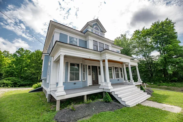 $419,000 | 131 Madison Avenue, Skowhegan, ME 04976