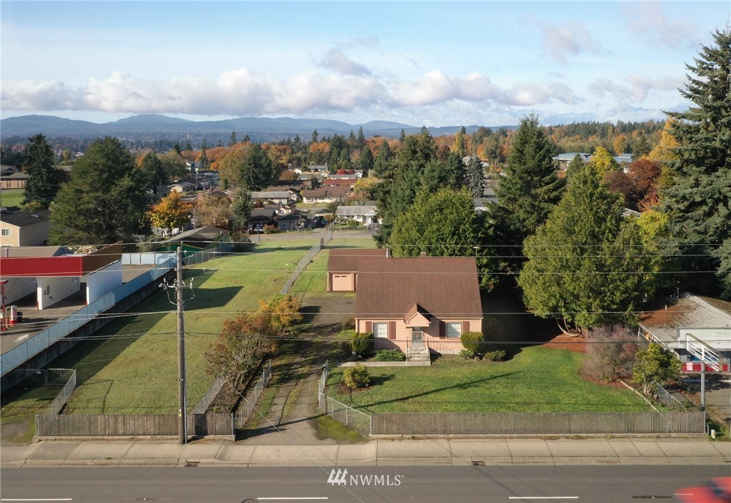 3023 Wheaton Way Bremerton, WA 98310 - Photo 1 of 23 Gallery Image 1
