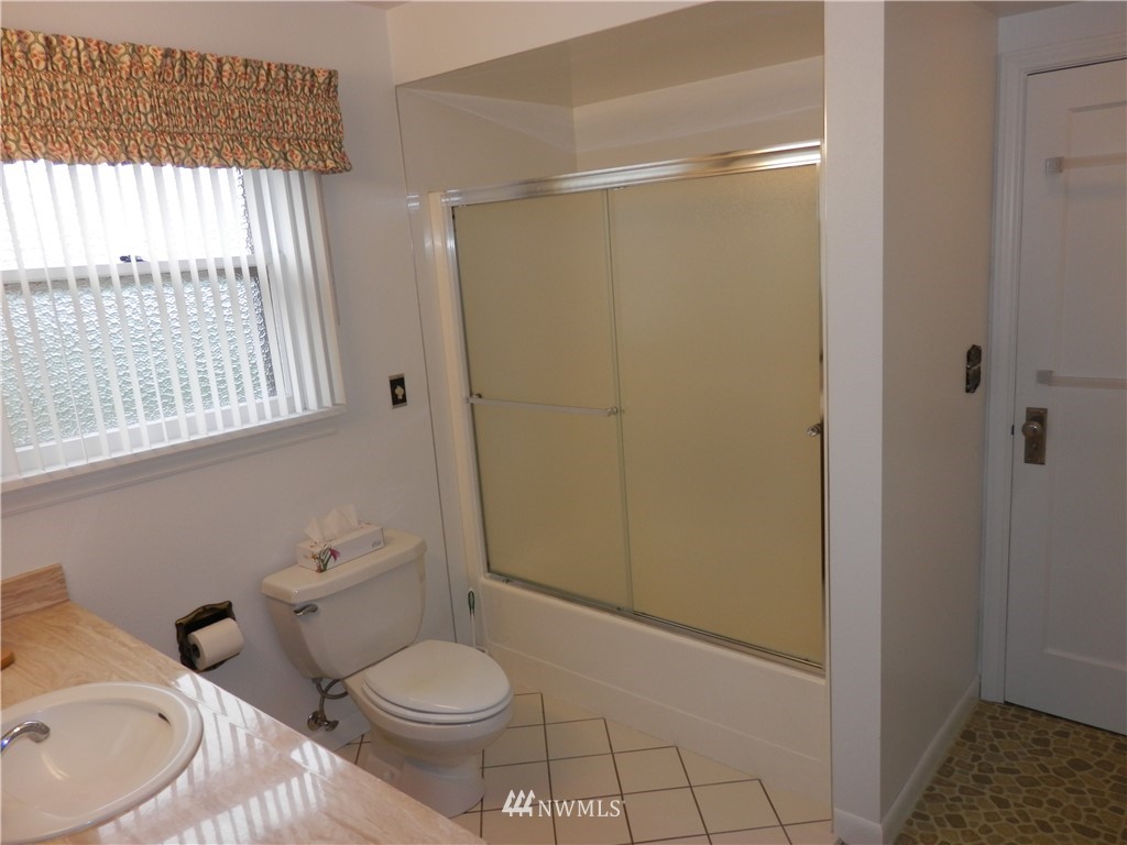 3023 Wheaton Way Bremerton, WA 98310 - Photo 15 of 23 Gallery Image 15
