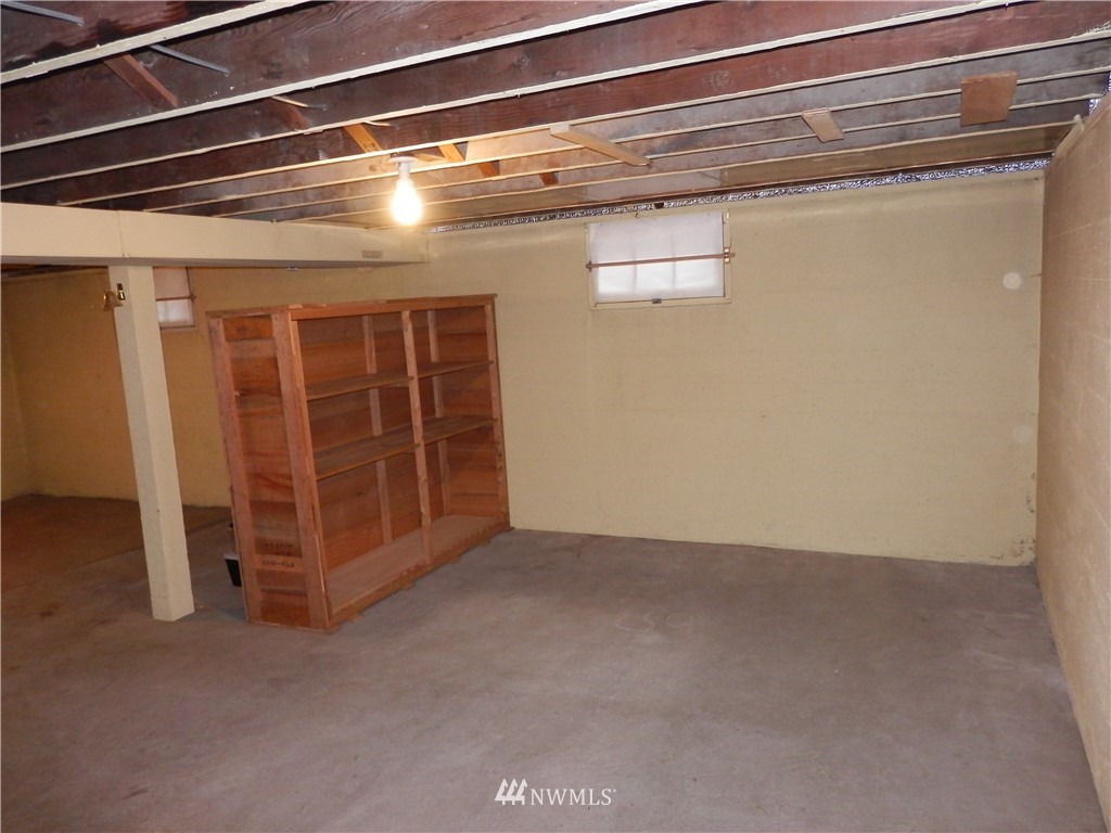 3023 Wheaton Way Bremerton, WA 98310 - Photo 18 of 23 Gallery Image 18