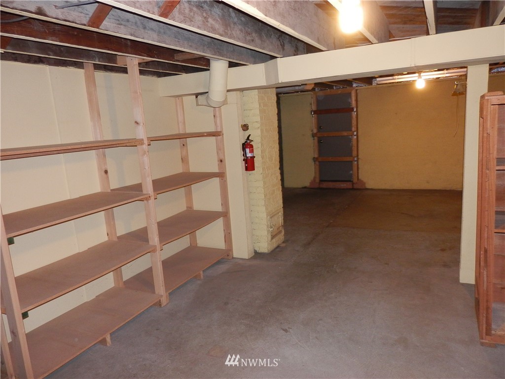 3023 Wheaton Way Bremerton, WA 98310 - Photo 19 of 23 Gallery Image 19