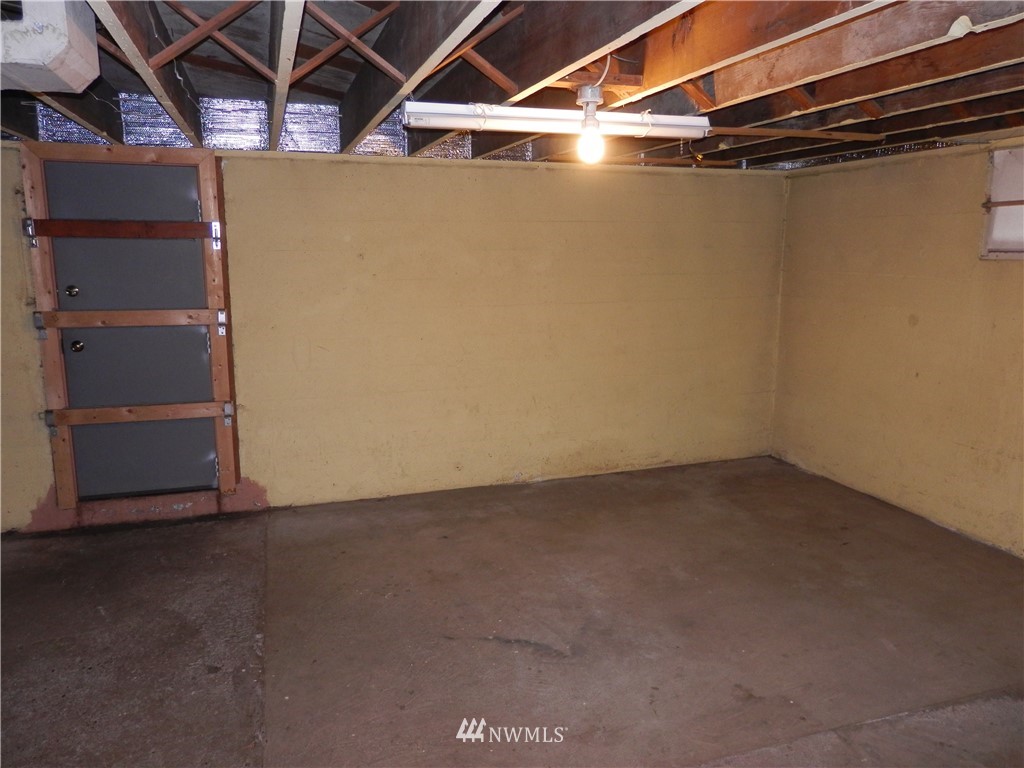 3023 Wheaton Way Bremerton, WA 98310 - Photo 20 of 23 Gallery Image 20