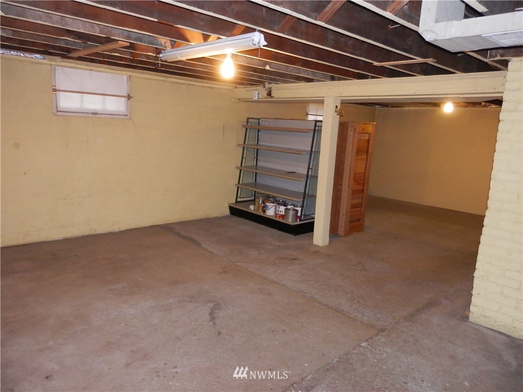 3023 Wheaton Way Bremerton, WA 98310 - Photo 21 of 23 Gallery Image 21