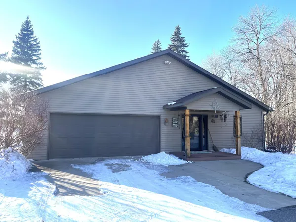 $825,000 | 38919 East Union Drive, Erskine, MN 56535