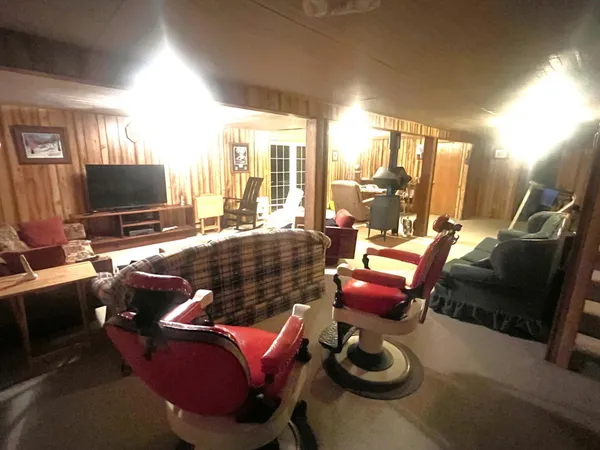 $825,000 | 38919 East Union Drive, Erskine, MN 56535