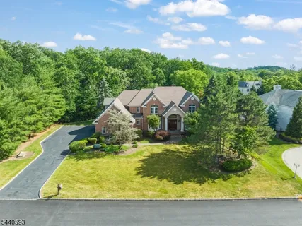 $1,950,000 | 33 Fox Run, North Caldwell, NJ 07006