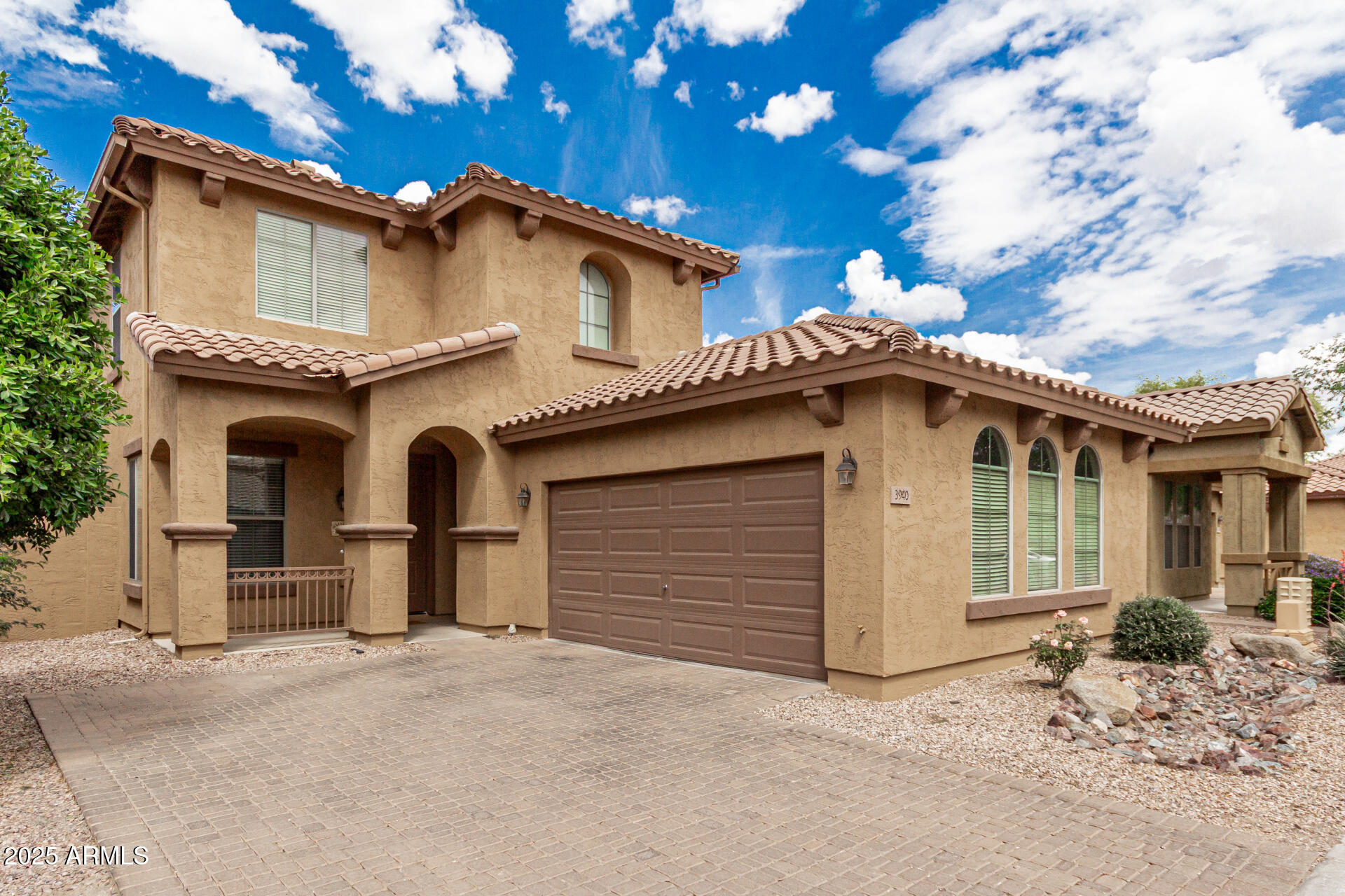 3940 East Geronimo St  