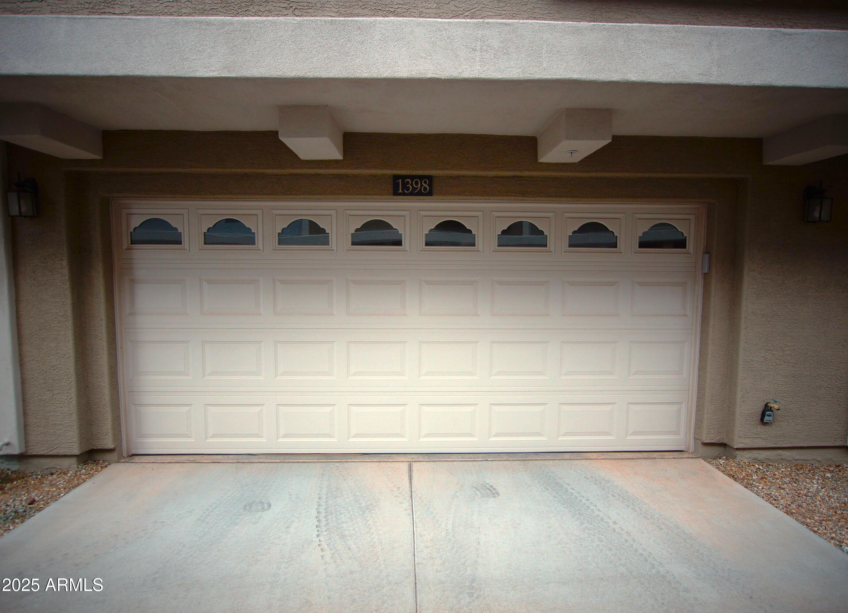 2150 West Alameda Road, Unit 1398 Phoenix, AZ 85085 - Photo 29 of 29 a view of a garage
