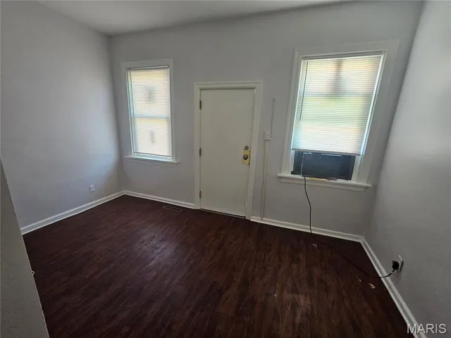 $144,500 | 219 North High Street, Belleville, IL 62220