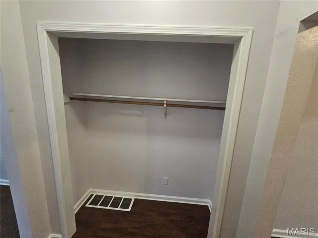 $144,500 | 219 North High Street, Belleville, IL 62220