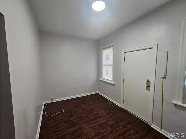 $144,500 | 219 North High Street, Belleville, IL 62220