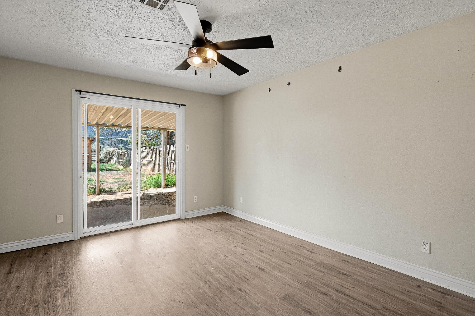 583 West Center Street Parowan, UT 84761 - Photo 15 of 40 583 W Center Parowan-24