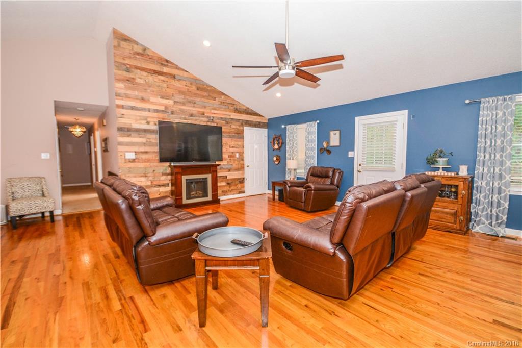 7836 Old Post Road, Unit 2 Denver, NC 28037 - Photo 8 of 27 Gallery Image 8