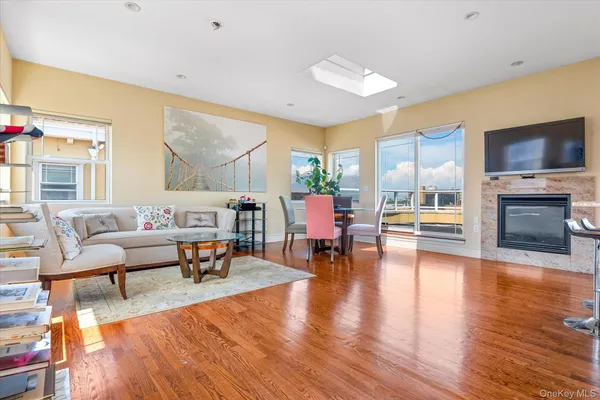 $825,000 | 171 Beach 100th Street, Unit 9C | Rockaway Beach
