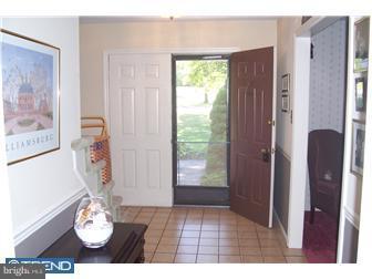 2873 Defford Road Norristown, PA 19403 - Photo 4 of 12 Gallery Image 4