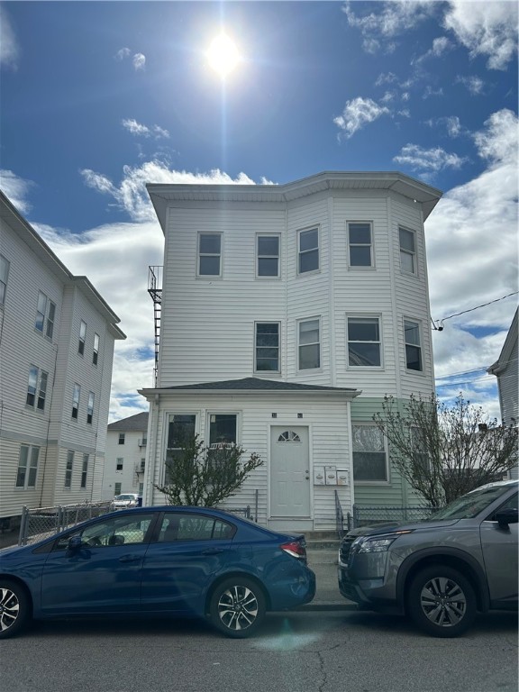 38 Larch Street, Unit 2 Pawtucket, RI 02860 - Photo 2 of 10