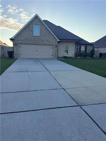 $3,000 | 210 Hidden Cypress Drive, Belle Chasse, LA 70037
