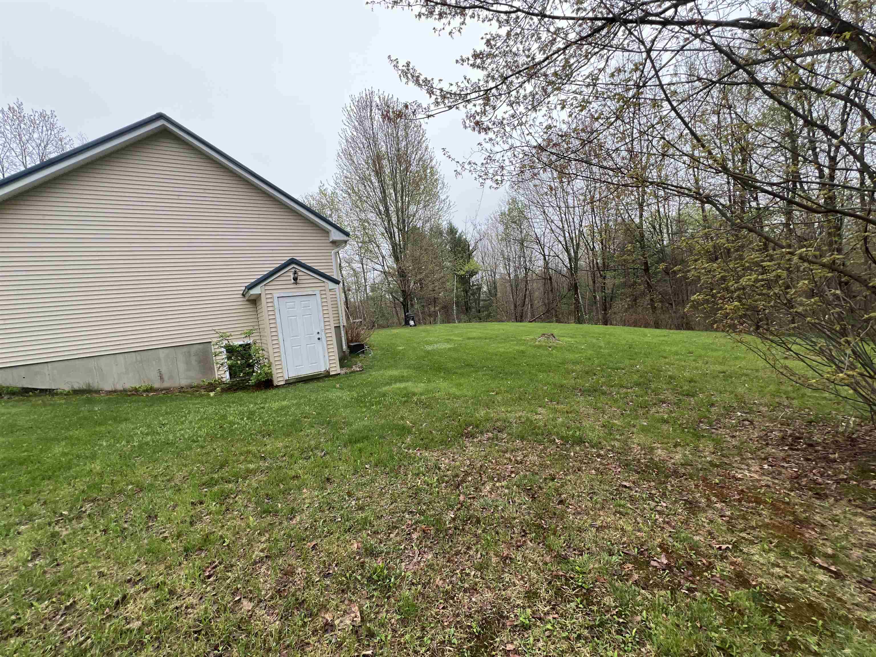 231 Bow Lake Road Barnstead, NH 03218 - Photo 12 of 39