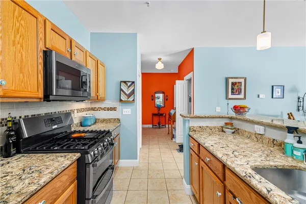$499,900 | 301 Church Street, Unit 103, South Kingstown, RI 02879