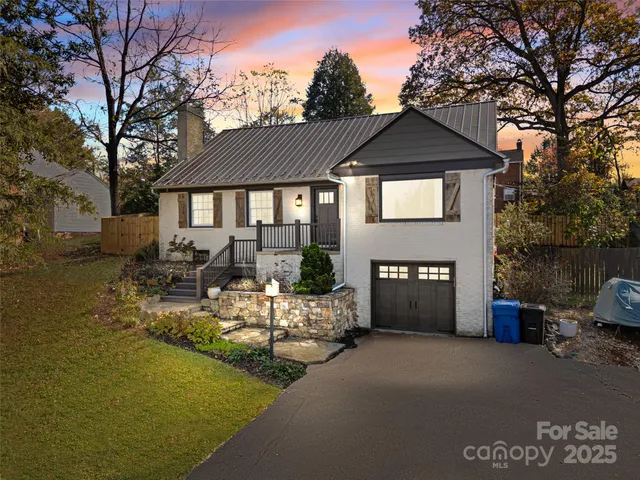 $990,000 | 140 Lakeview Avenue, Brevard, NC 28712