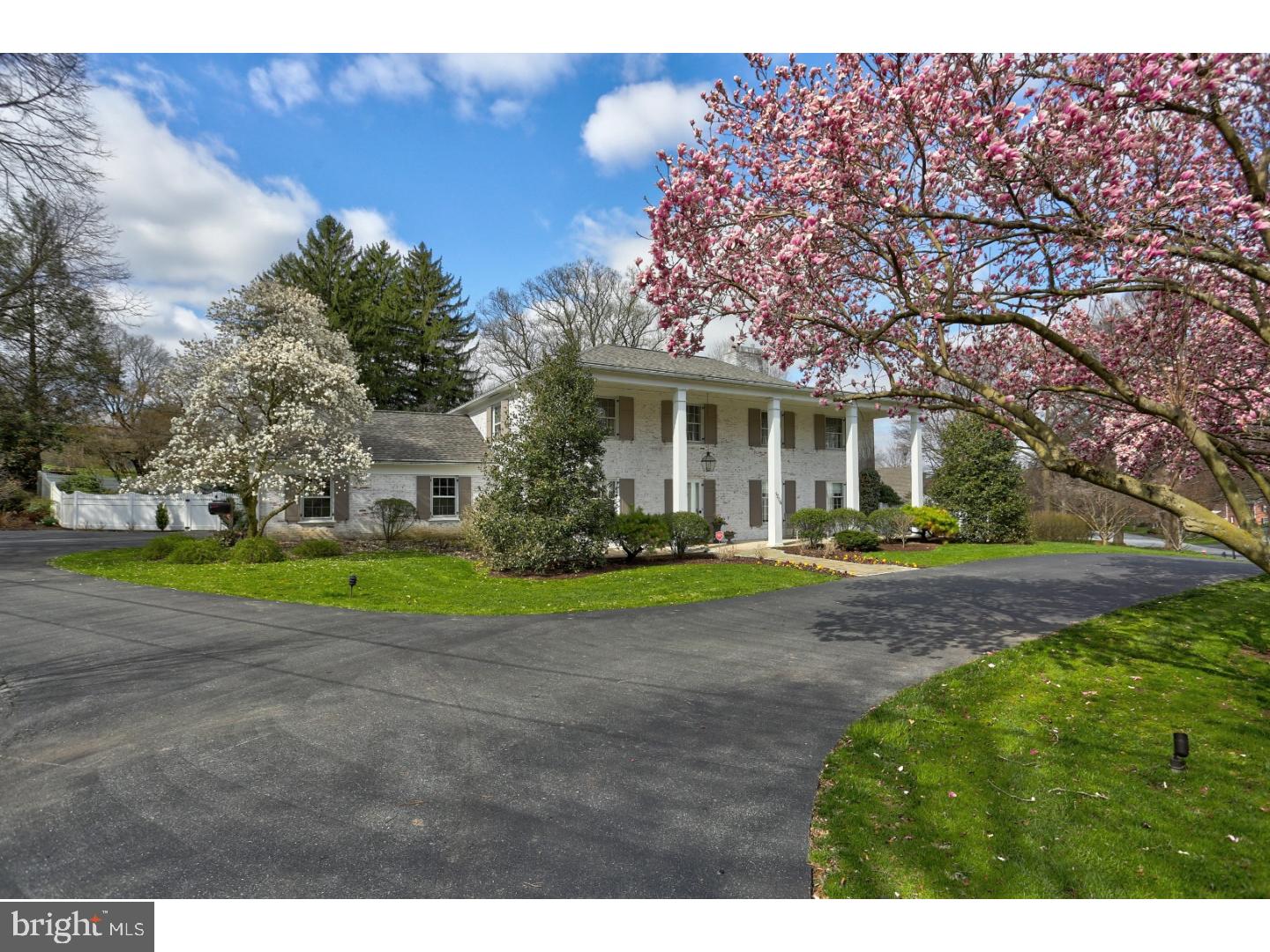 1306 Meadowbrook Road Lancaster, PA 17603 - Photo 1 of 29 Gallery Image 1