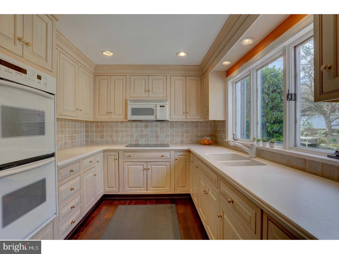 1306 Meadowbrook Road Lancaster, PA 17603 - Photo 14 of 29 Gallery Image 14