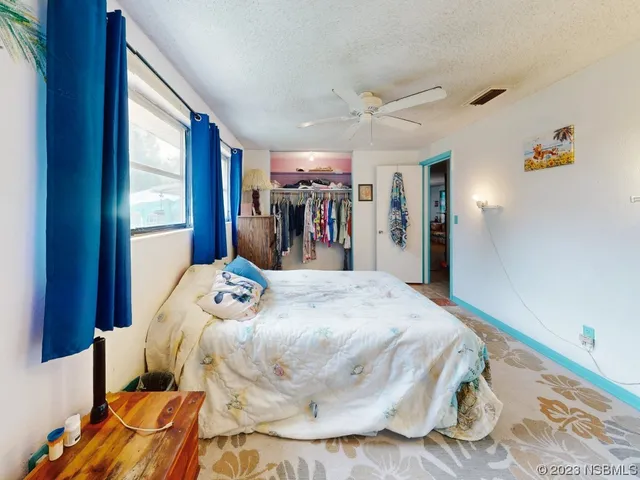 a view of a house with entertaining space