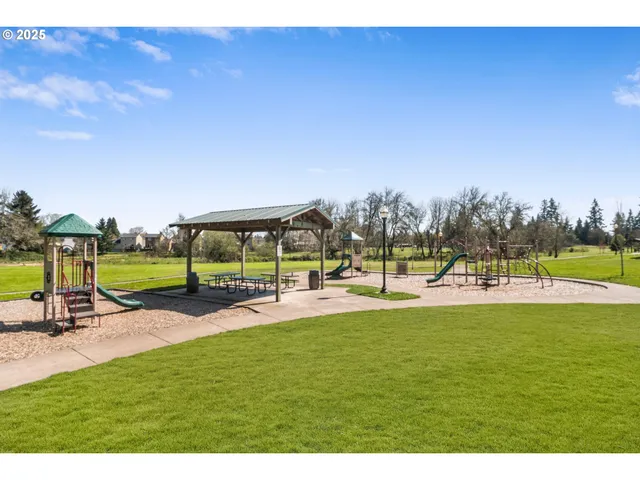 $499,900 | 51086 Southwest Klompen Street, Scappoose, OR 97056